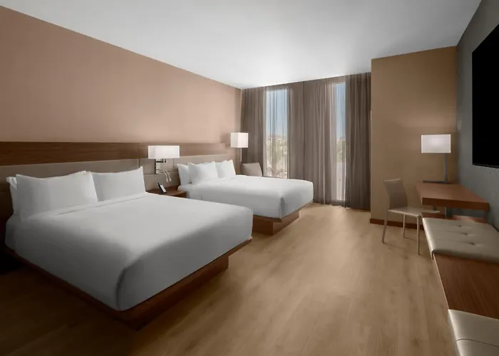 Ac By Marriott Old Town Hotel